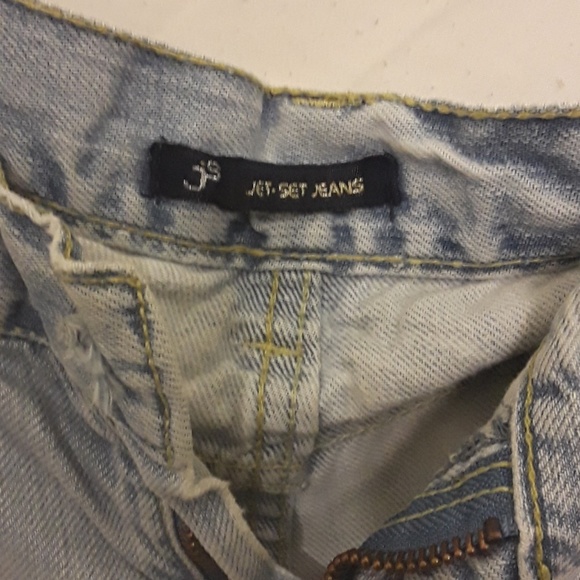 Jeans - Picture 2 of 4